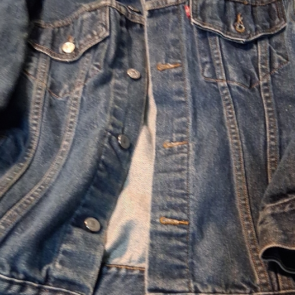 Levi's Classic Blue Denim Jacket - Picture 3 of 7